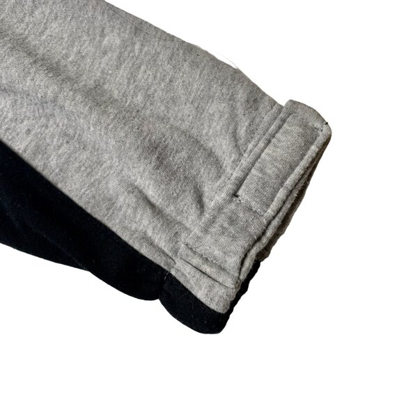 Garage Women's Cropped Pullover in Grey and Black, size Extra Small - Picture 4 of 10